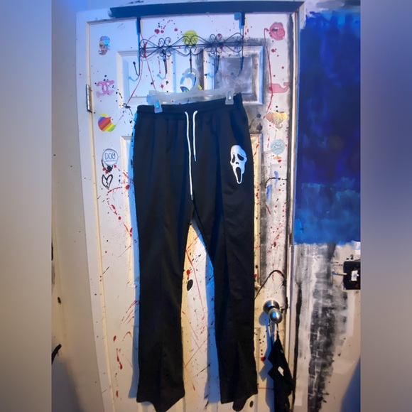 Scream Sweatpants - Picture 1 of 3